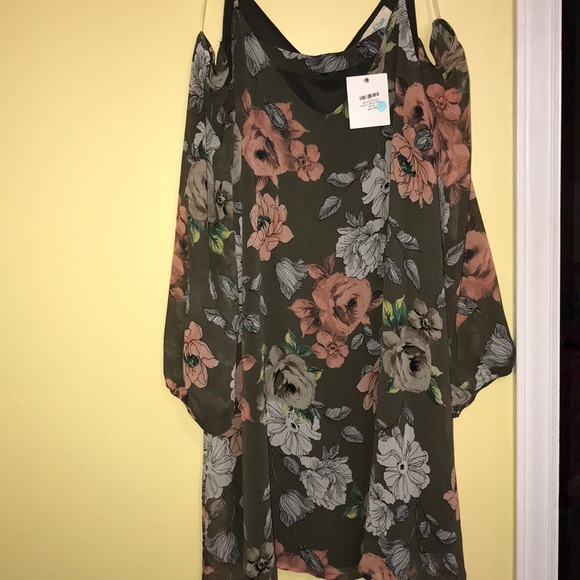 Floral print dress🌺 - Picture 1 of 6